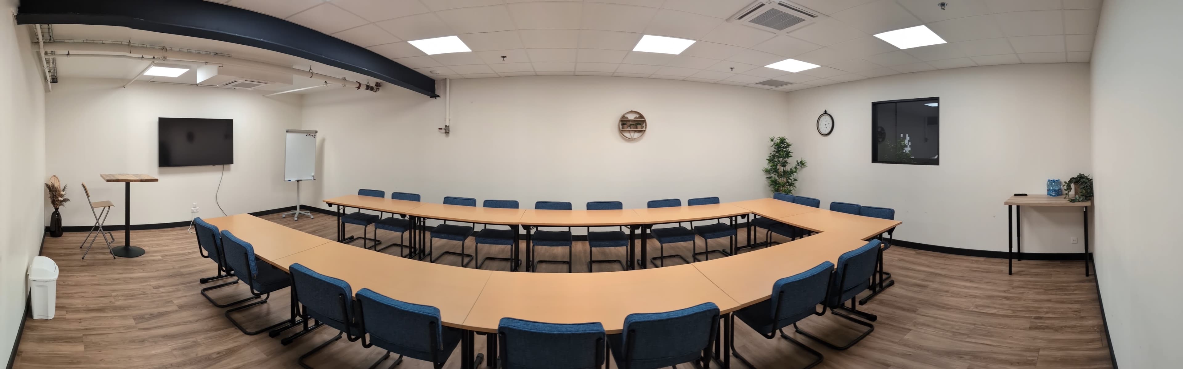 pxl-20231123-161057338-pano.jpg